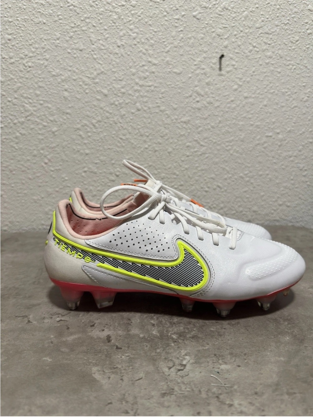 Nike Legend 9 Elite SG-PRO AC Mens size 5 DB0822-122 Soccer Rawdacious